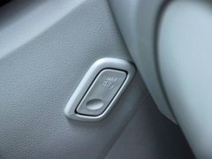 2013款 1.8T 自动 旗舰型