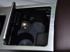 2013款 1.8T 自动 旗舰型