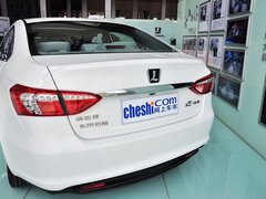 2013款 1.8T 自动 旗舰型