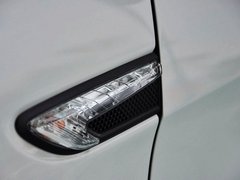 2013款 1.8T 自动 旗舰型