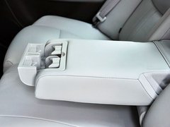2013款 1.8T 自动 旗舰型