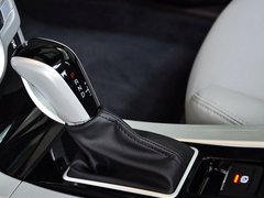 2013款 1.8T 自动 旗舰型