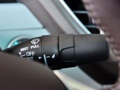 2013款 1.8T 自动 旗舰型