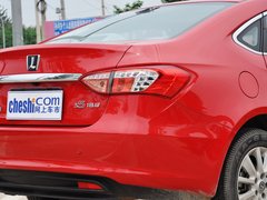 2013款 1.8T 自动 旗舰型