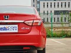 2013款 1.8T 自动 旗舰型