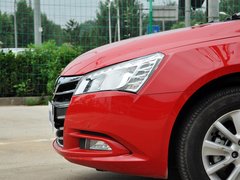 2013款 1.8T 自动 旗舰型