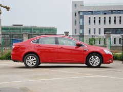 2013款 1.8T 自动 旗舰型