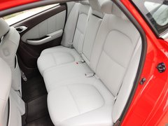 2013款 1.8T 自动 旗舰型