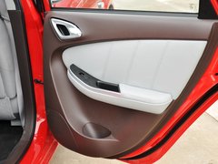 2013款 1.8T 自动 旗舰型