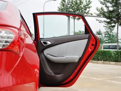 2013款 1.8T 自动 旗舰型