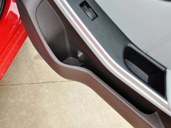 2013款 1.8T 自动 旗舰型