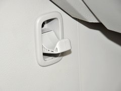 2013款 1.8T 自动 旗舰型