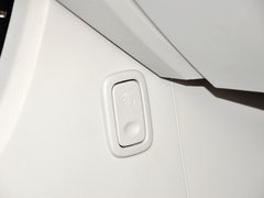 2013款 1.8T 自动 旗舰型