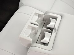 2013款 1.8T 自动 旗舰型