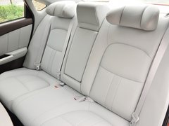 2013款 1.8T 自动 旗舰型