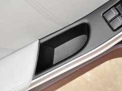 2013款 1.8T 自动 旗舰型
