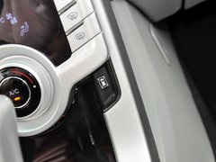 2013款 1.8T 自动 旗舰型