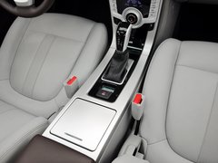 2013款 1.8T 自动 旗舰型