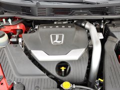 2013款 1.8T 自动 旗舰型
