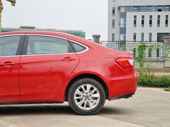 2013款 1.8T 自动 旗舰型