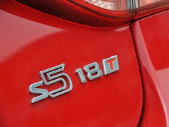 2013款 1.8T 自动 旗舰型