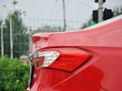 2013款 1.8T 自动 旗舰型