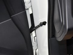 2013款 1.8T 自动 旗舰型