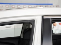 2013款 1.8T 自动 旗舰型