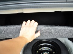 2013款 1.8T 自动 旗舰型