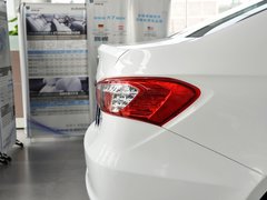 2013款 1.8T 自动 旗舰型