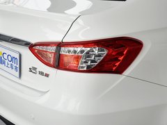 2013款 1.8T 自动 旗舰型