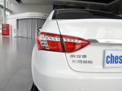 2013款 1.8T 自动 旗舰型