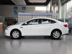 2013款 1.8T 自动 旗舰型