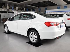 2013款 1.8T 自动 旗舰型