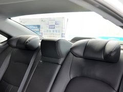 2013款 1.8T 自动 旗舰型