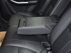 2013款 1.8T 自动 旗舰型