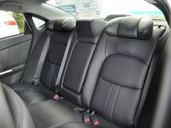 2013款 1.8T 自动 旗舰型