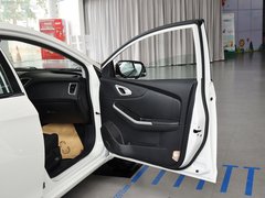 2013款 1.8T 自动 旗舰型
