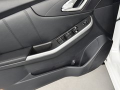 2013款 1.8T 自动 旗舰型