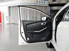 2013款 1.8T 自动 旗舰型