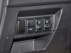 2013款 1.8T 自动 旗舰型