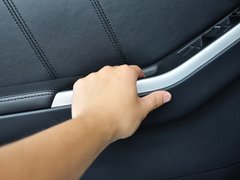 2013款 1.8T 自动 旗舰型