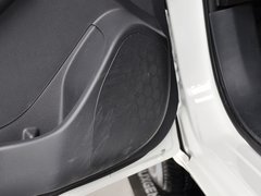 2013款 1.8T 自动 旗舰型