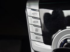 2013款 1.8T 自动 旗舰型