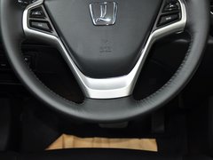 2013款 1.8T 自动 旗舰型