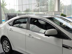 2013款 1.8T 自动 旗舰型