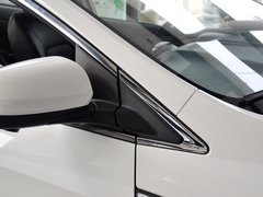 2013款 1.8T 自动 旗舰型
