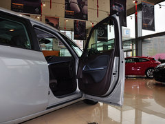 2013款 1.4T 自动 舒适型 5座