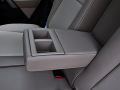 2014款 2.5L 自动 四驱精英版 5座
