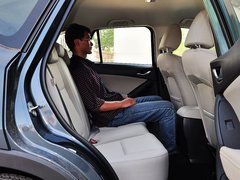 2013款 2.0L 手动 两驱舒适型